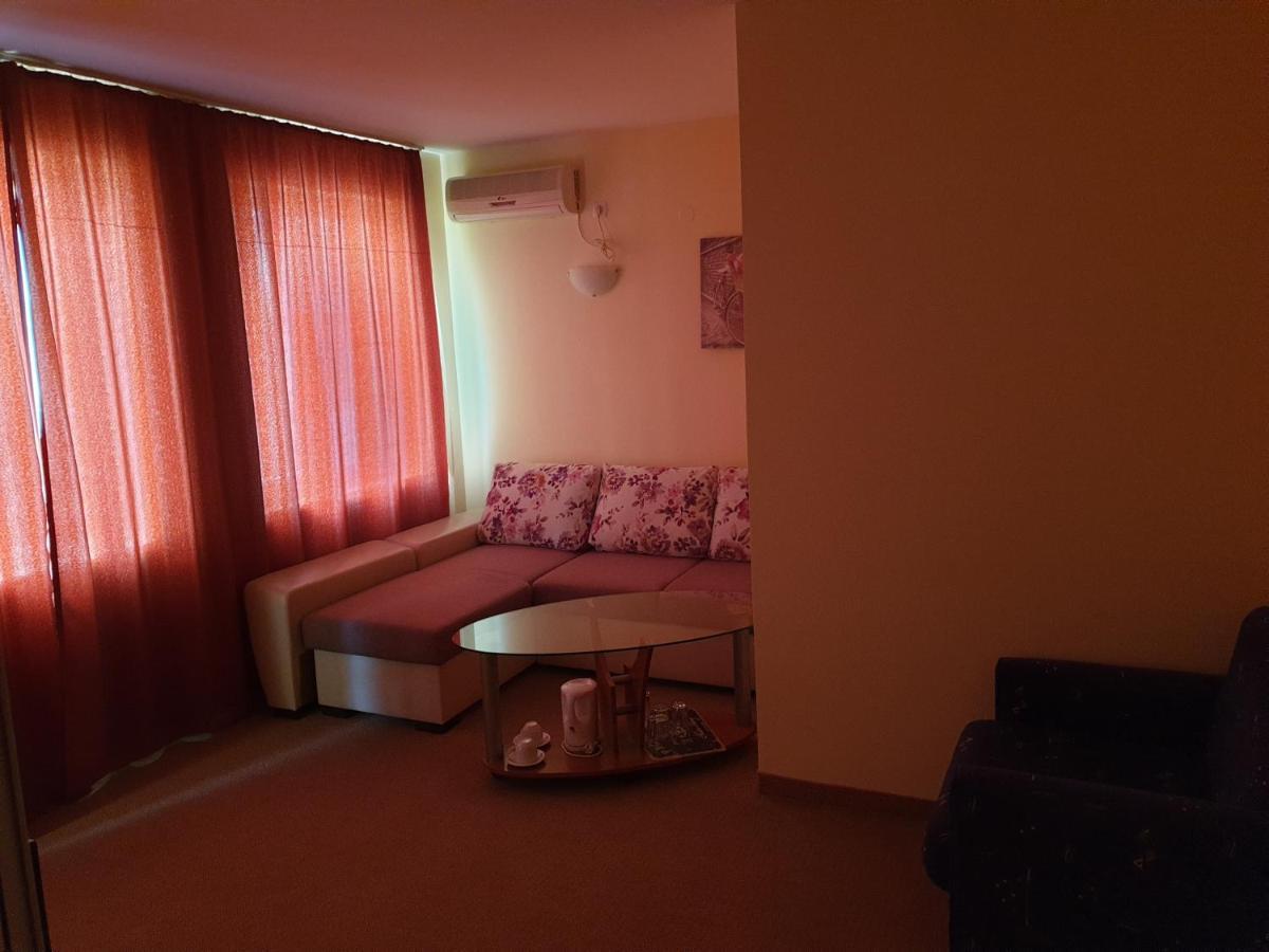 Family Hotel Diana Pomorie Kültér fotó