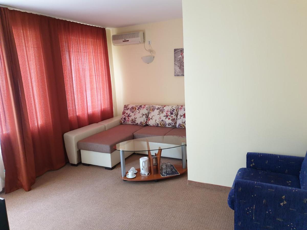 Family Hotel Diana Pomorie Kültér fotó