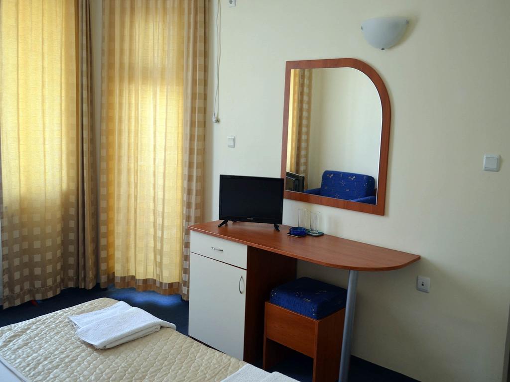 Family Hotel Diana Pomorie Kültér fotó