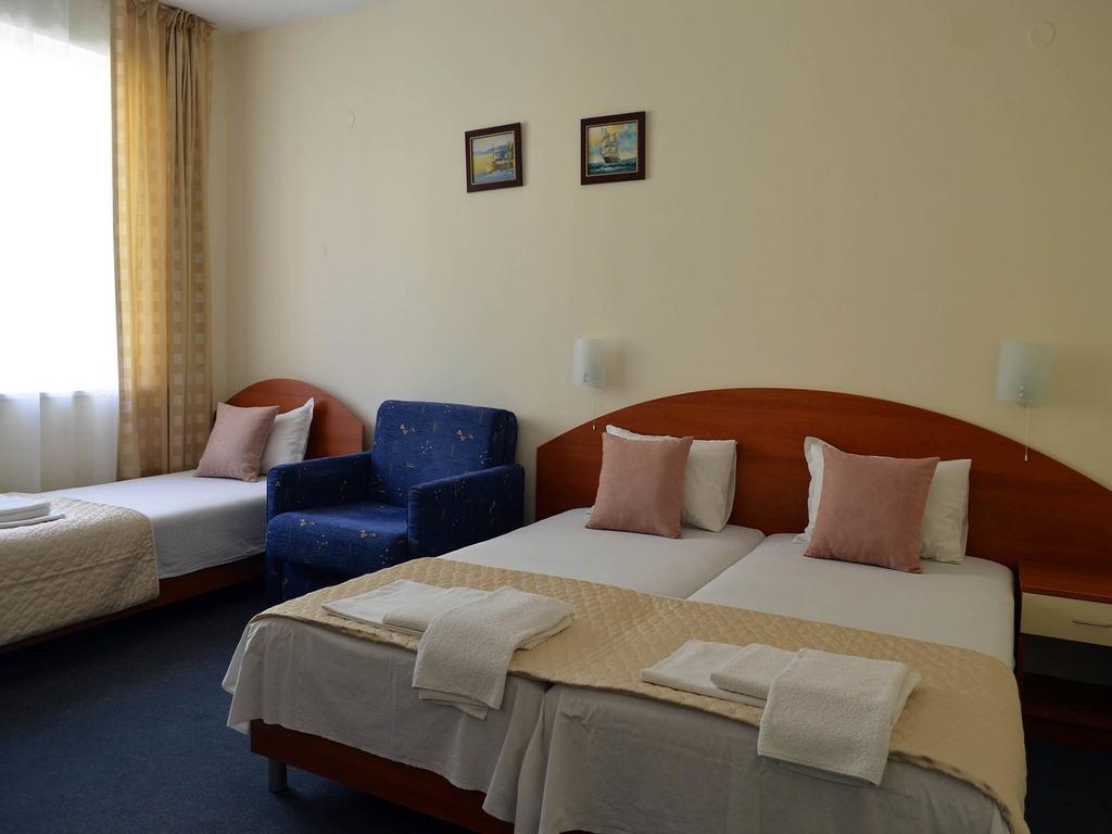 Family Hotel Diana Pomorie Kültér fotó