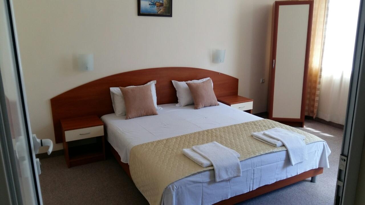 Family Hotel Diana Pomorie Kültér fotó